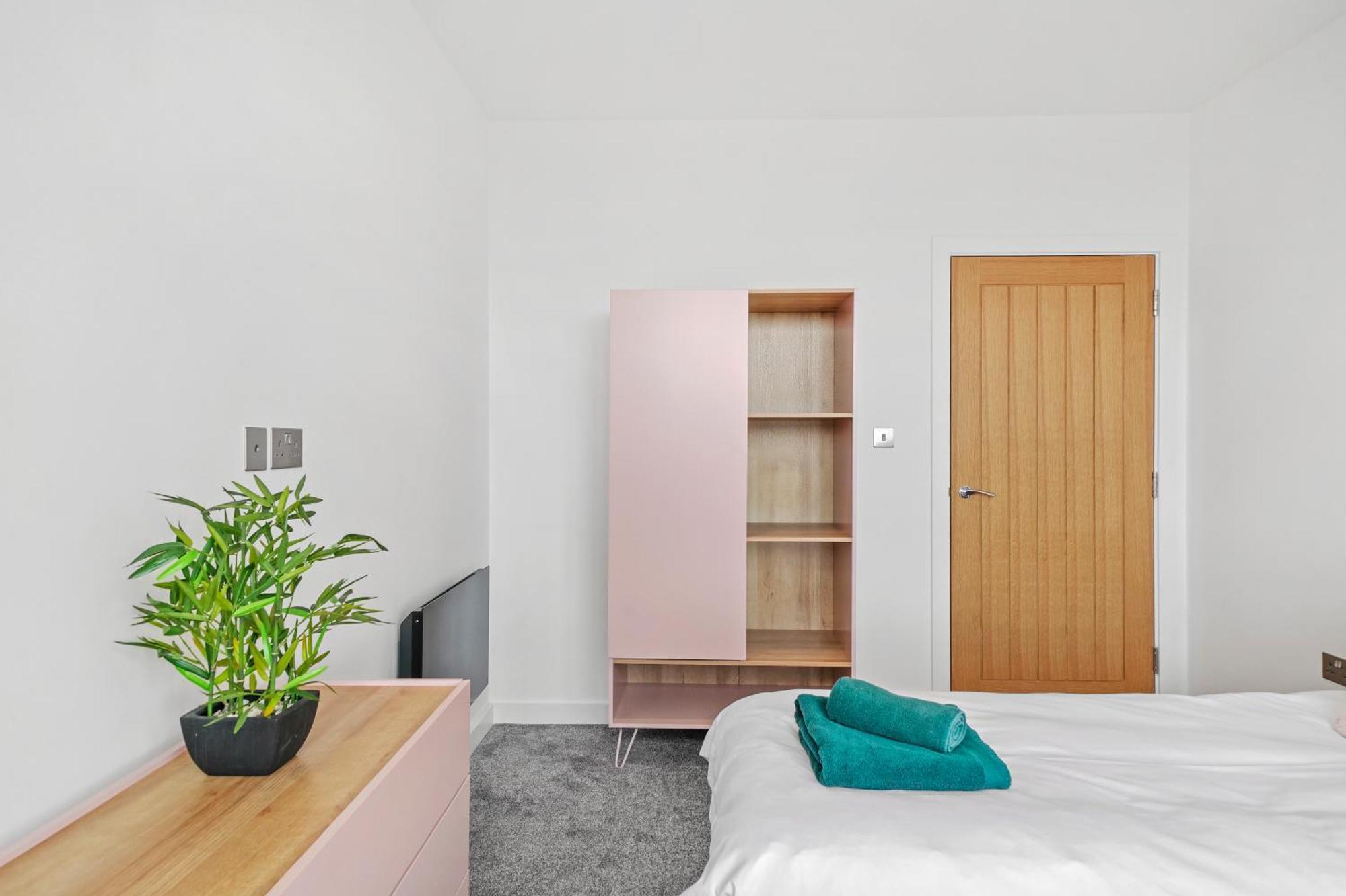 Retreat: Seaside Bliss In Ramsgate Apartman Kültér fotó