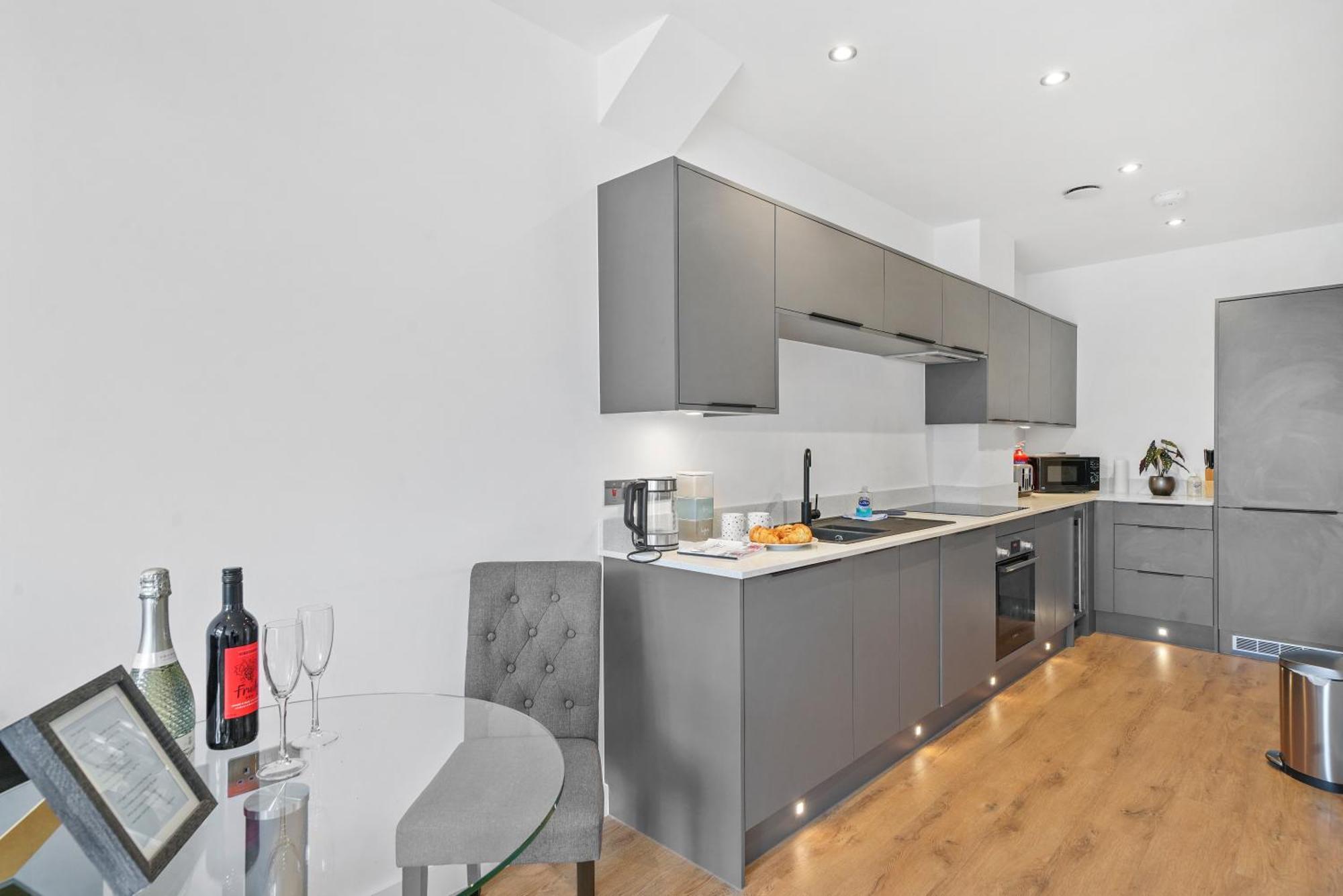 Retreat: Seaside Bliss In Ramsgate Apartman Kültér fotó